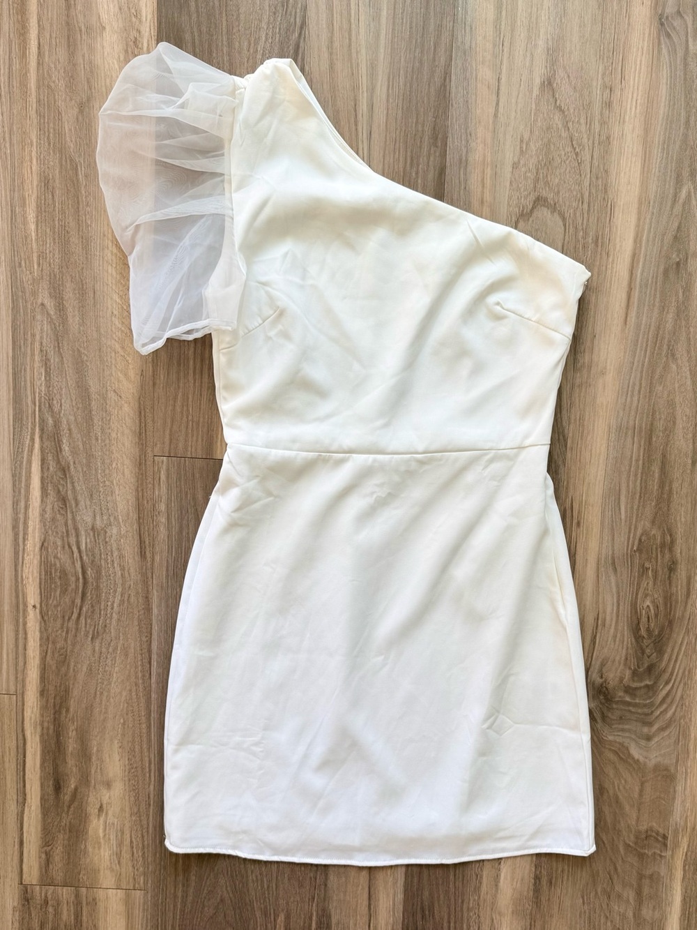 NWOT TCEC Ivory One-Shoulder Dress Size M